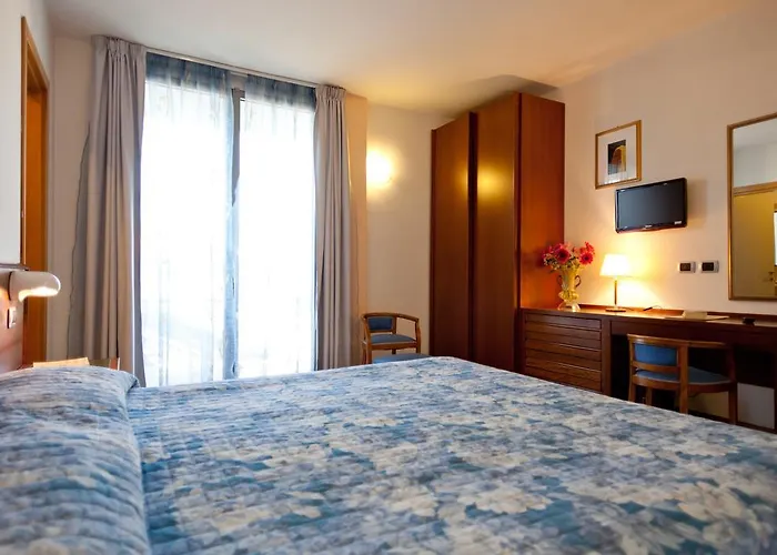 מלון Idania ברדולינו