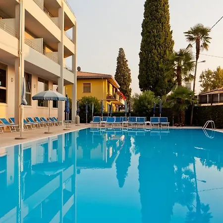 Ξενοδοχείο Idania